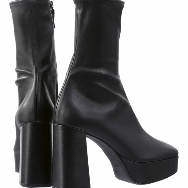 Högl Cora Black Shop